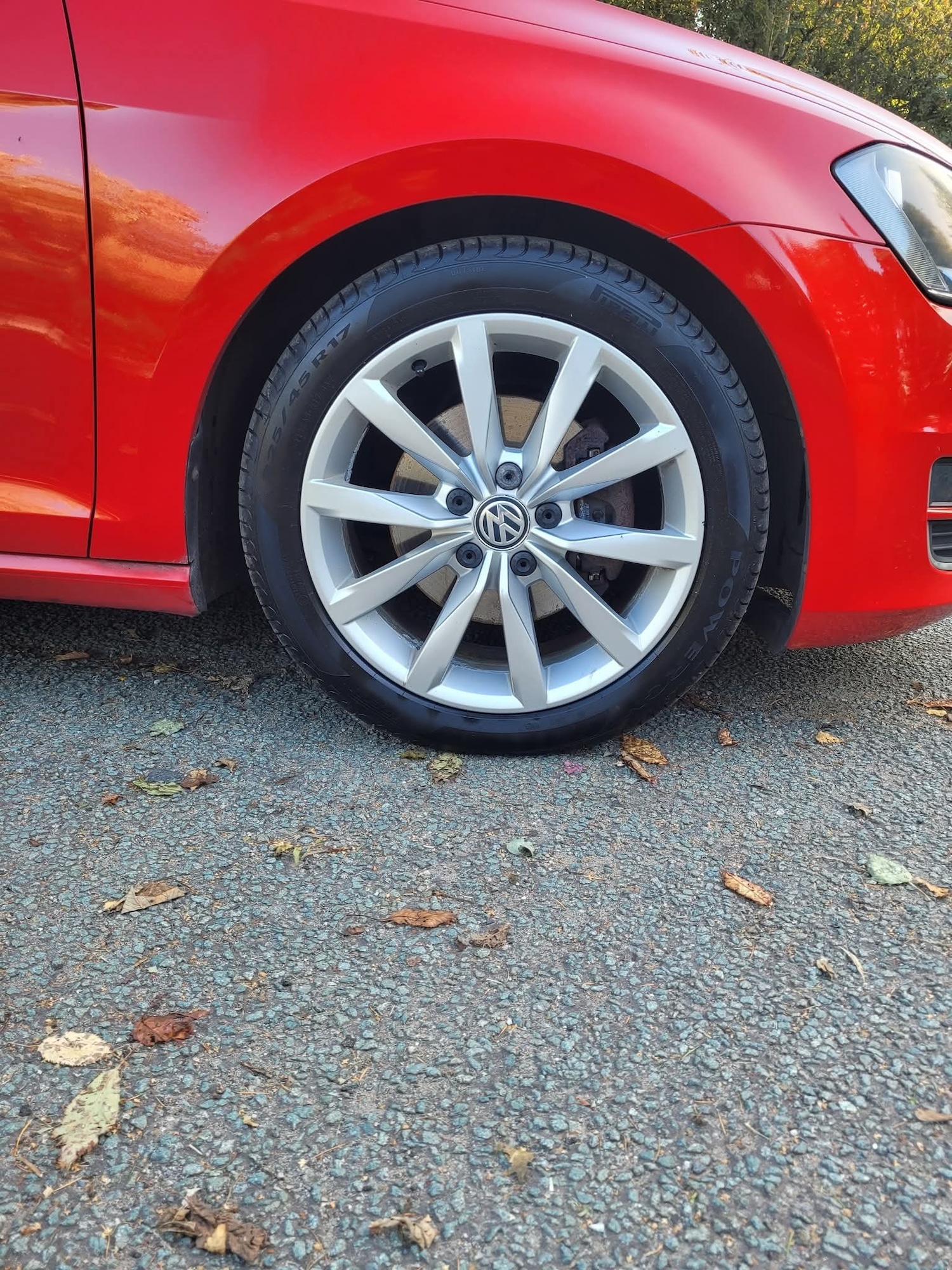 Used Volkswagen Golf 2014 for sale - 77198075: Photo 2