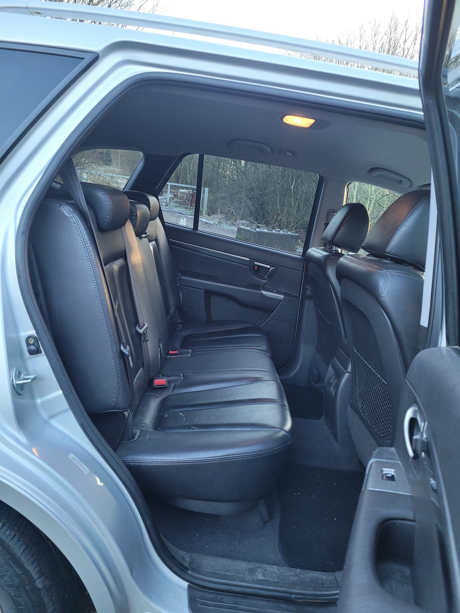 Used Hyundai Santa Fe 2009 for sale - 77161219: Photo 15