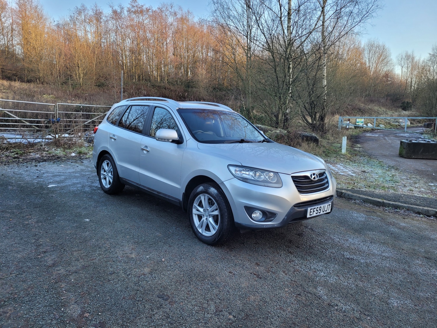 Used Hyundai Santa Fe 2009 for sale - 77161219: Photo 3
