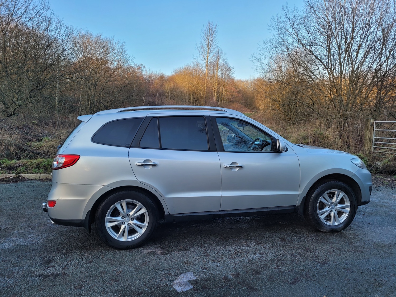 Used Hyundai Santa Fe 2009 for sale - 77161219: Photo 6