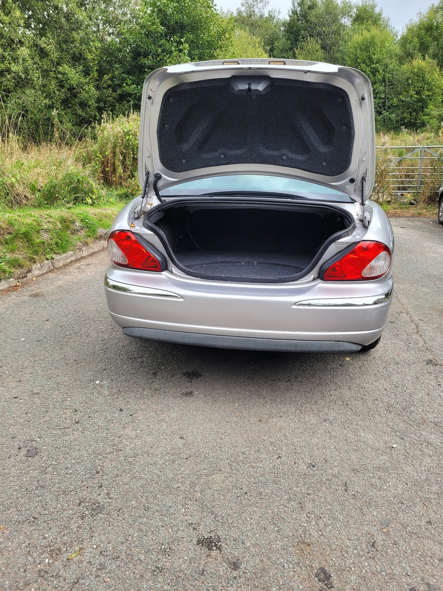 Used Jaguar X-Type 2002 for sale - 75737604: Photo 9