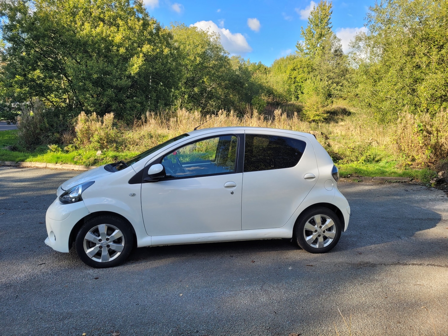 Used Toyota AYGO 2013 for sale - 76024251: Photo 16