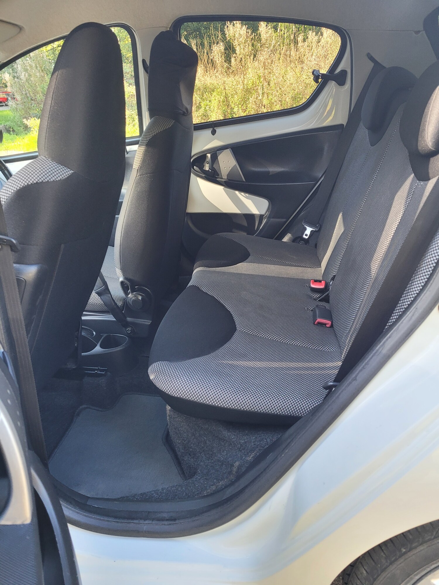 Used Toyota AYGO 2013 for sale - 76024251: Photo 19