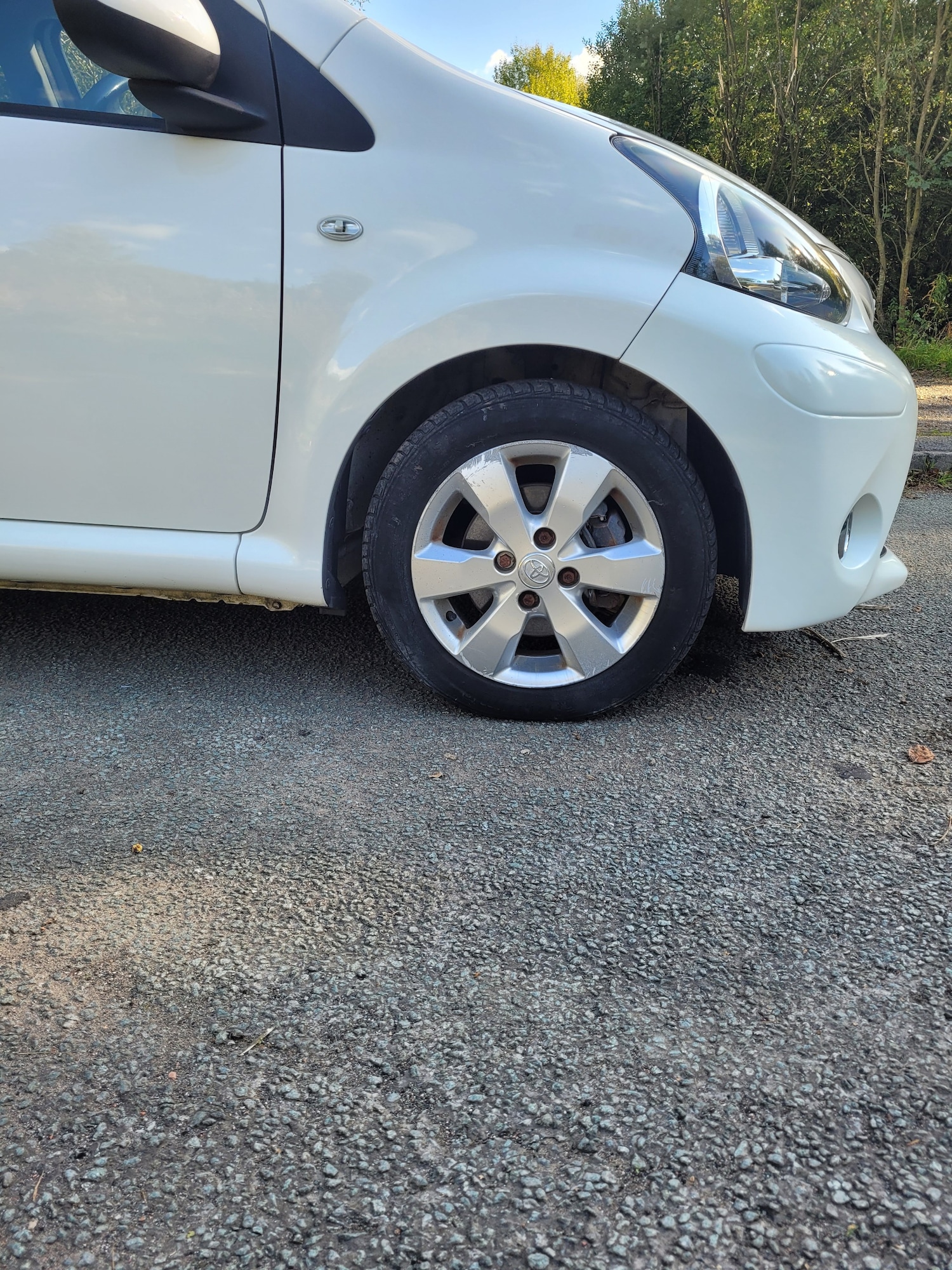 Used Toyota AYGO 2013 for sale - 76024251: Photo 2