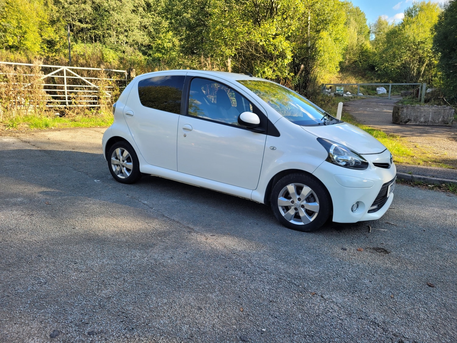 Used Toyota AYGO 2013 for sale - 76024251: Photo 4