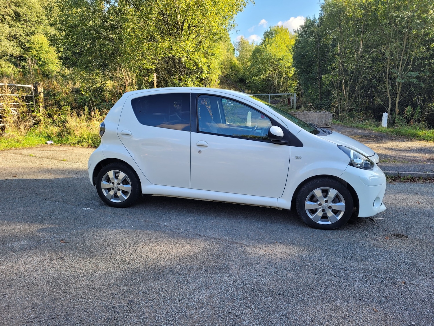 Used Toyota AYGO 2013 for sale - 76024251: Photo 6