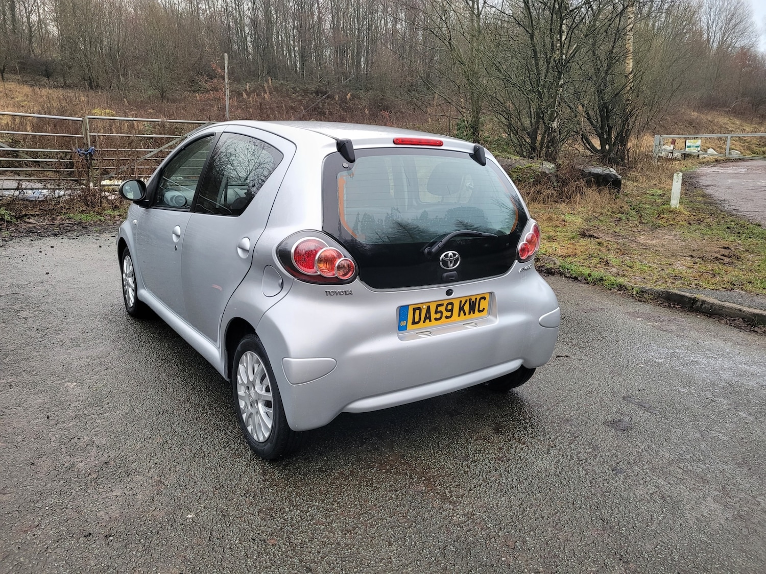 Used Toyota AYGO 2009 for sale - 77261472: Photo 10