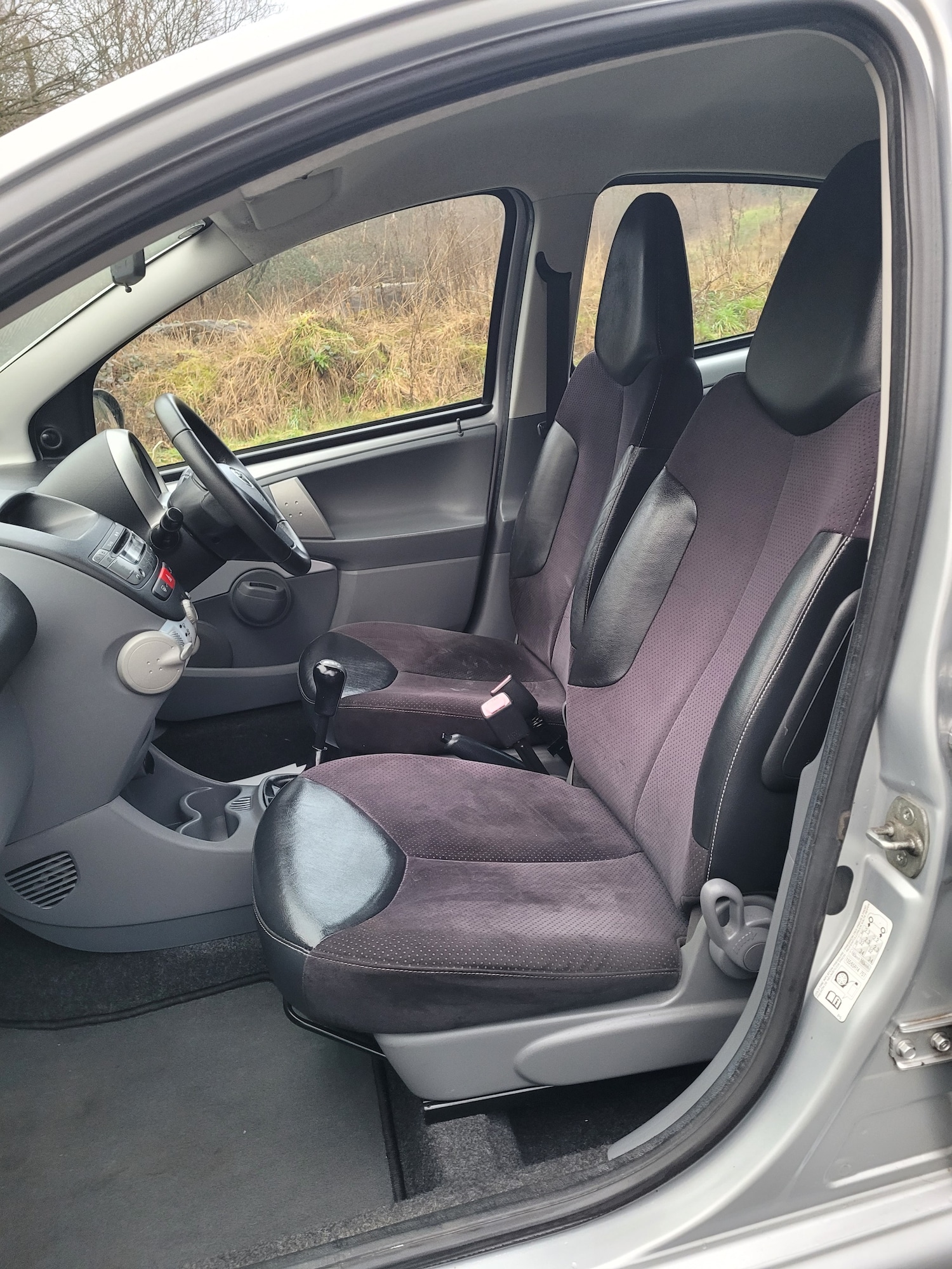 Used Toyota AYGO 2009 for sale - 77261472: Photo 17