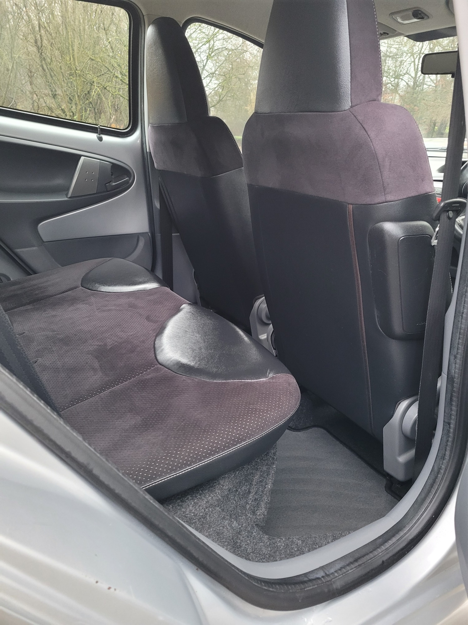 Used Toyota AYGO 2009 for sale - 77261472: Photo 20