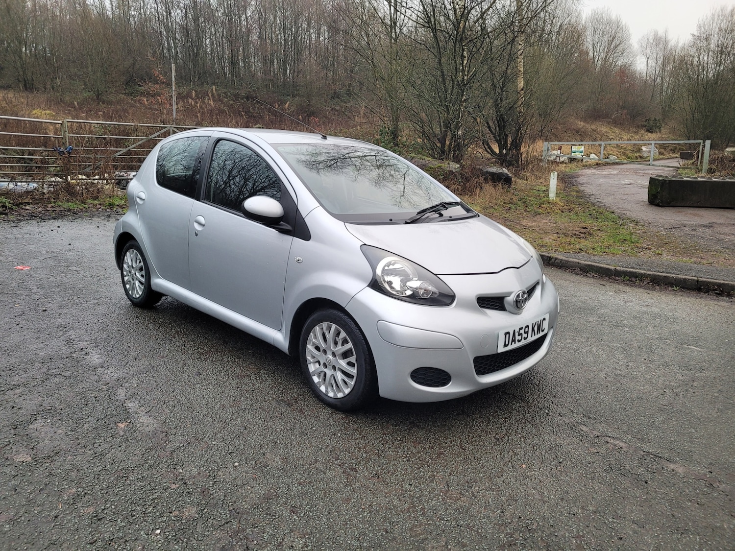 Used Toyota AYGO 2009 for sale - 77261472: Photo 3
