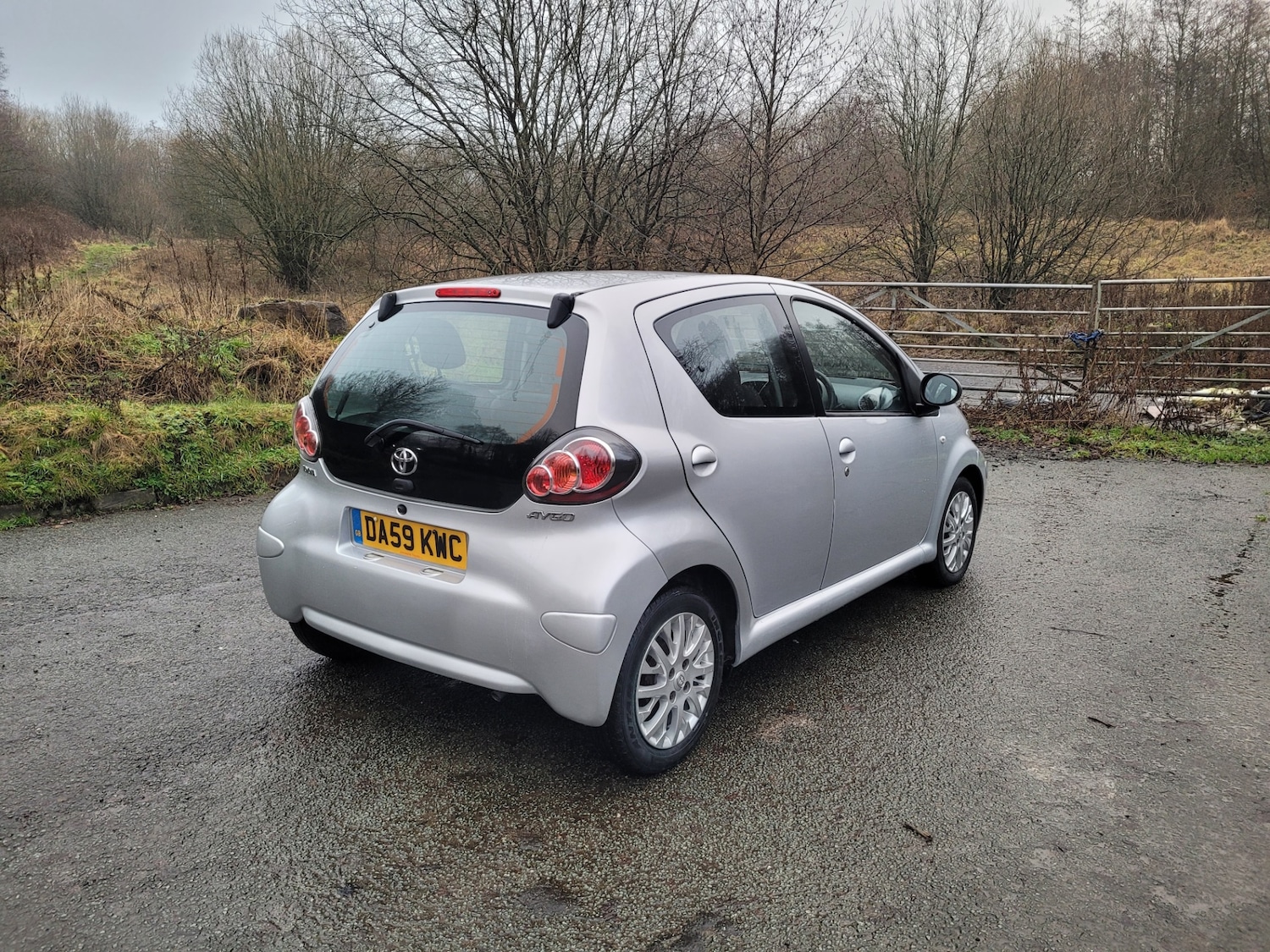 Used Toyota AYGO 2009 for sale - 77261472: Photo 6