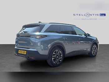 Used Peugeot 5008 2025 for sale - 79249552: Photo