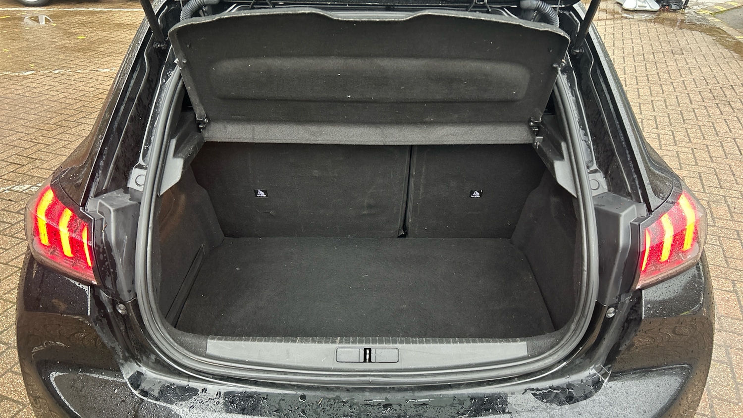 Used Peugeot 208 2022 for sale - 77268705: Photo 19