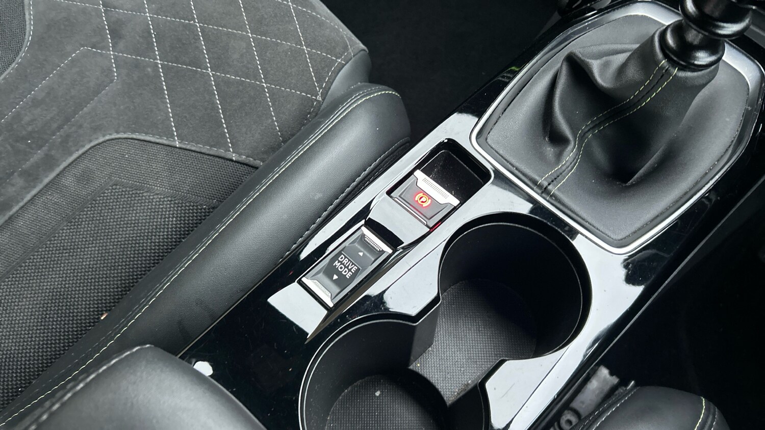 Used Peugeot 208 2022 for sale - 77268705: Photo 21