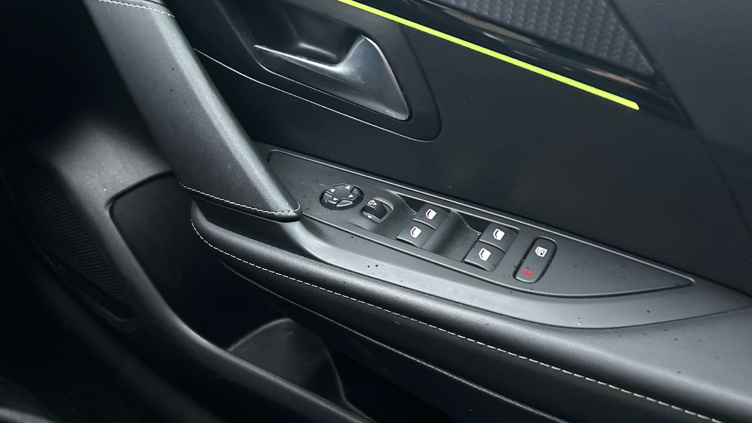 Used Peugeot 208 2022 for sale - 77268705: Photo 22