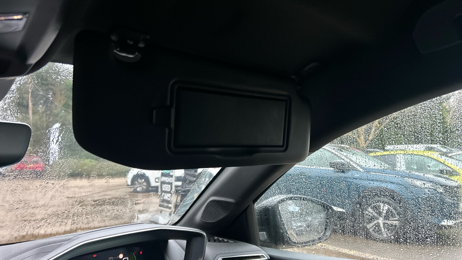 Used Peugeot 208 2022 for sale - 77268705: Photo 36