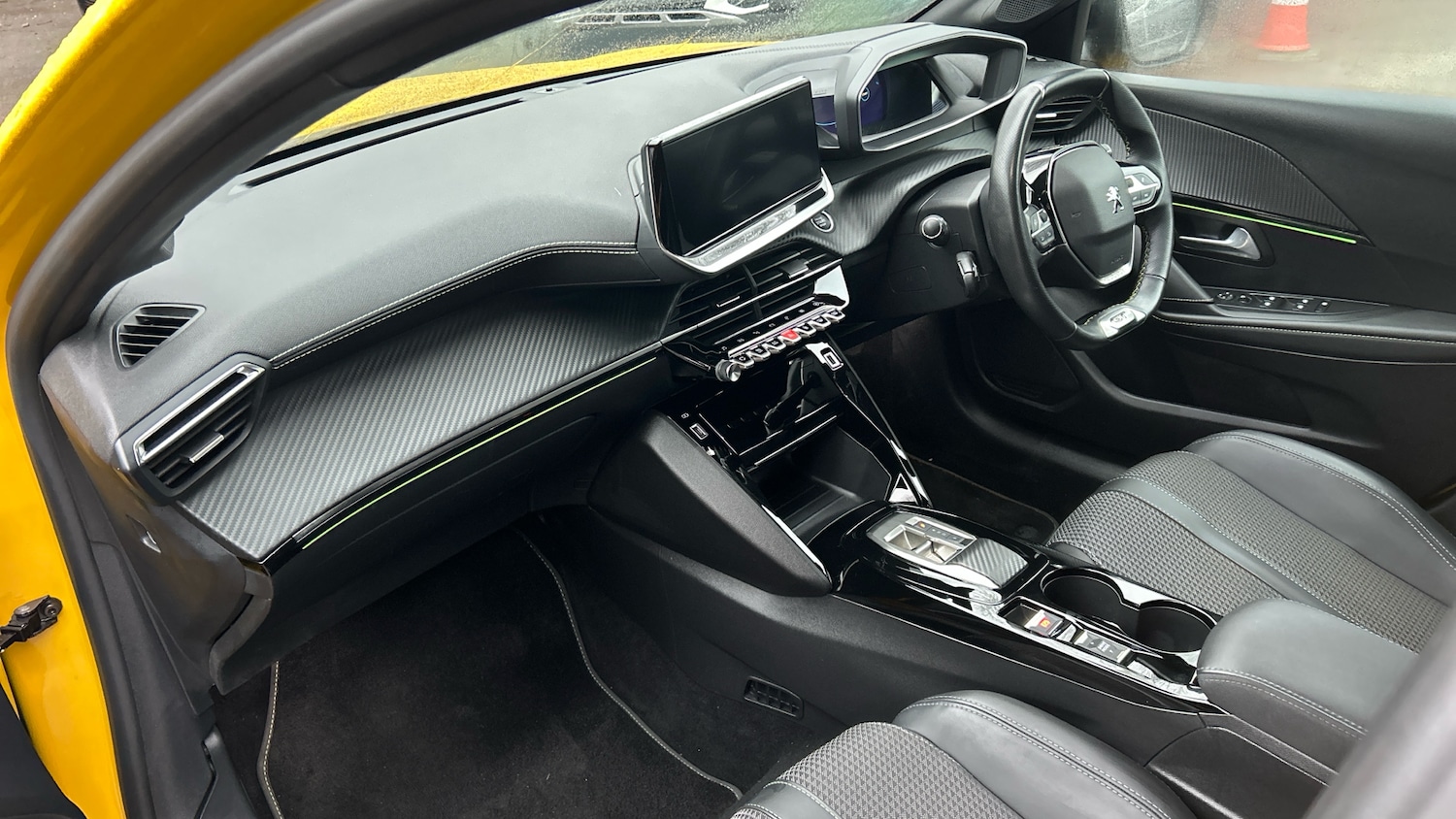 Used Peugeot 208 2022 for sale - 77388287: Photo 12