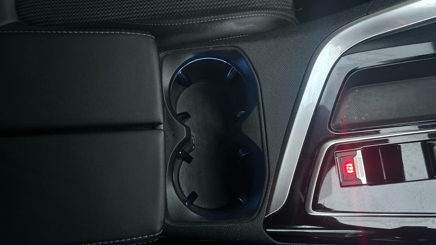 Used Peugeot 5008 2023 for sale - 77145132: Photo 22