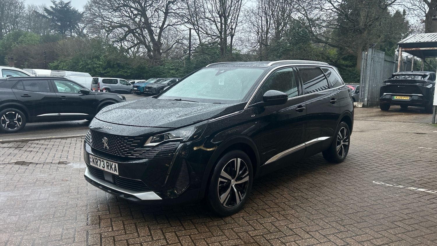 Used Peugeot 5008 2023 for sale - 77145132: Photo 8