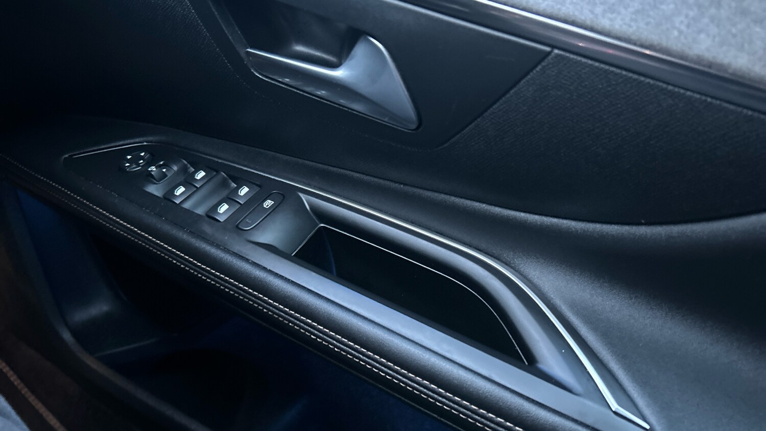 Used Peugeot 5008 2023 for sale - 77218110: Photo 22