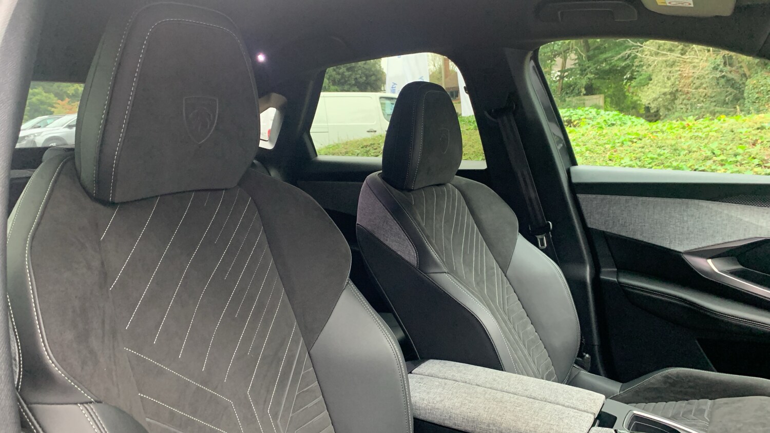 Used Peugeot 3008 2024 for sale - 75916385: Photo 42