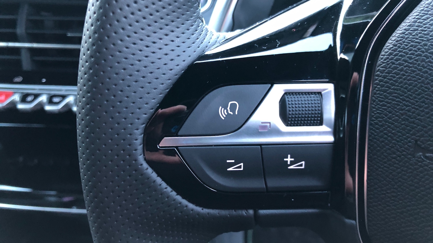 Used Peugeot 2008 2025 for sale - 76690707: Photo 23