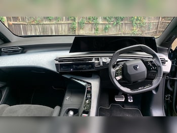 Used Peugeot 3008 2024 for sale - 75840633: Photo