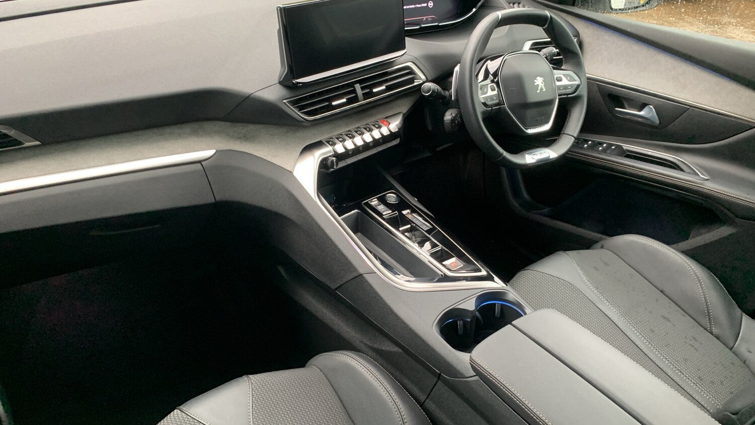 Used Peugeot 5008 2024 for sale - 75916355: Photo 12