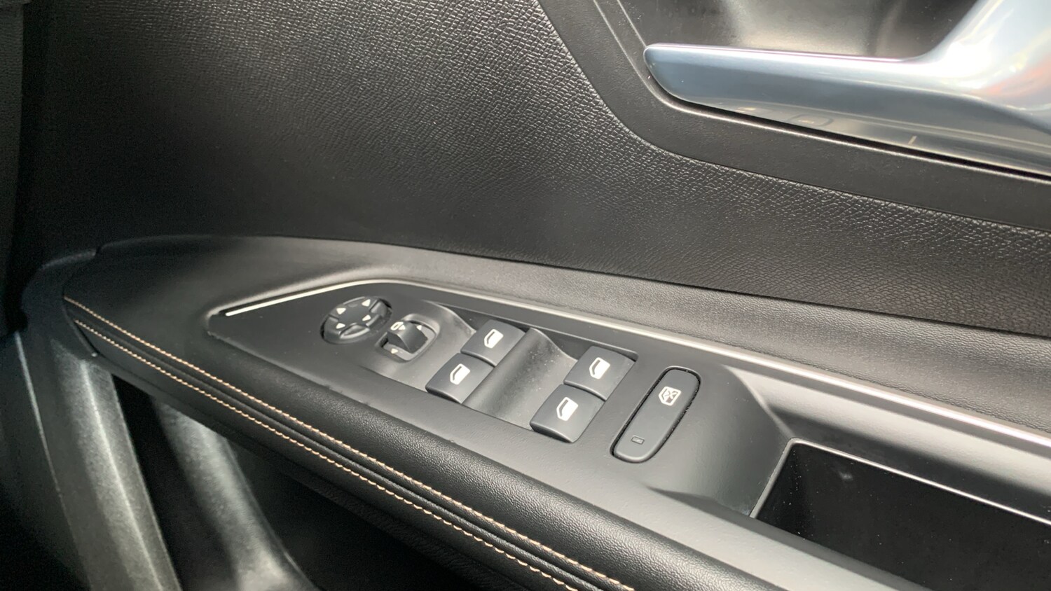 Used Peugeot 5008 2024 for sale - 75916355: Photo 22