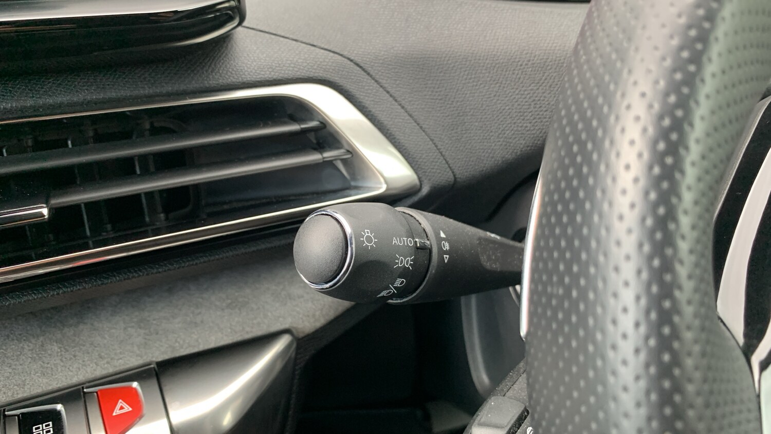 Used Peugeot 5008 2024 for sale - 75916355: Photo 27