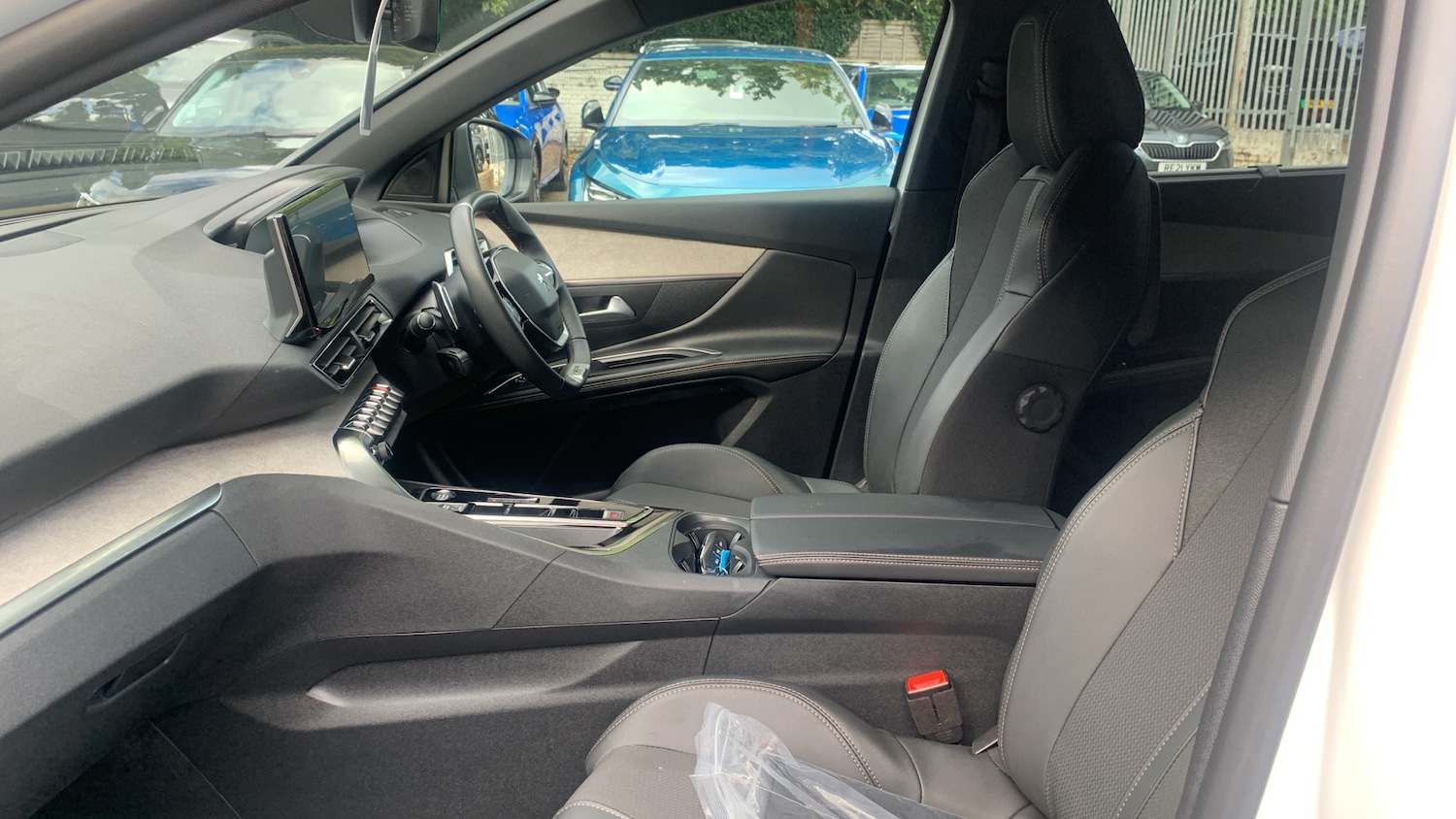 Used Peugeot 5008 2024 for sale - 75942625: Photo 12