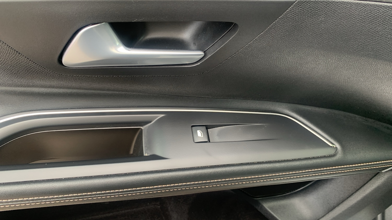 Used Peugeot 5008 2024 for sale - 75942625: Photo 41