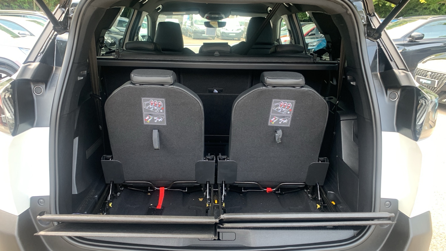 Used Peugeot 5008 2024 for sale - 75942625: Photo 51