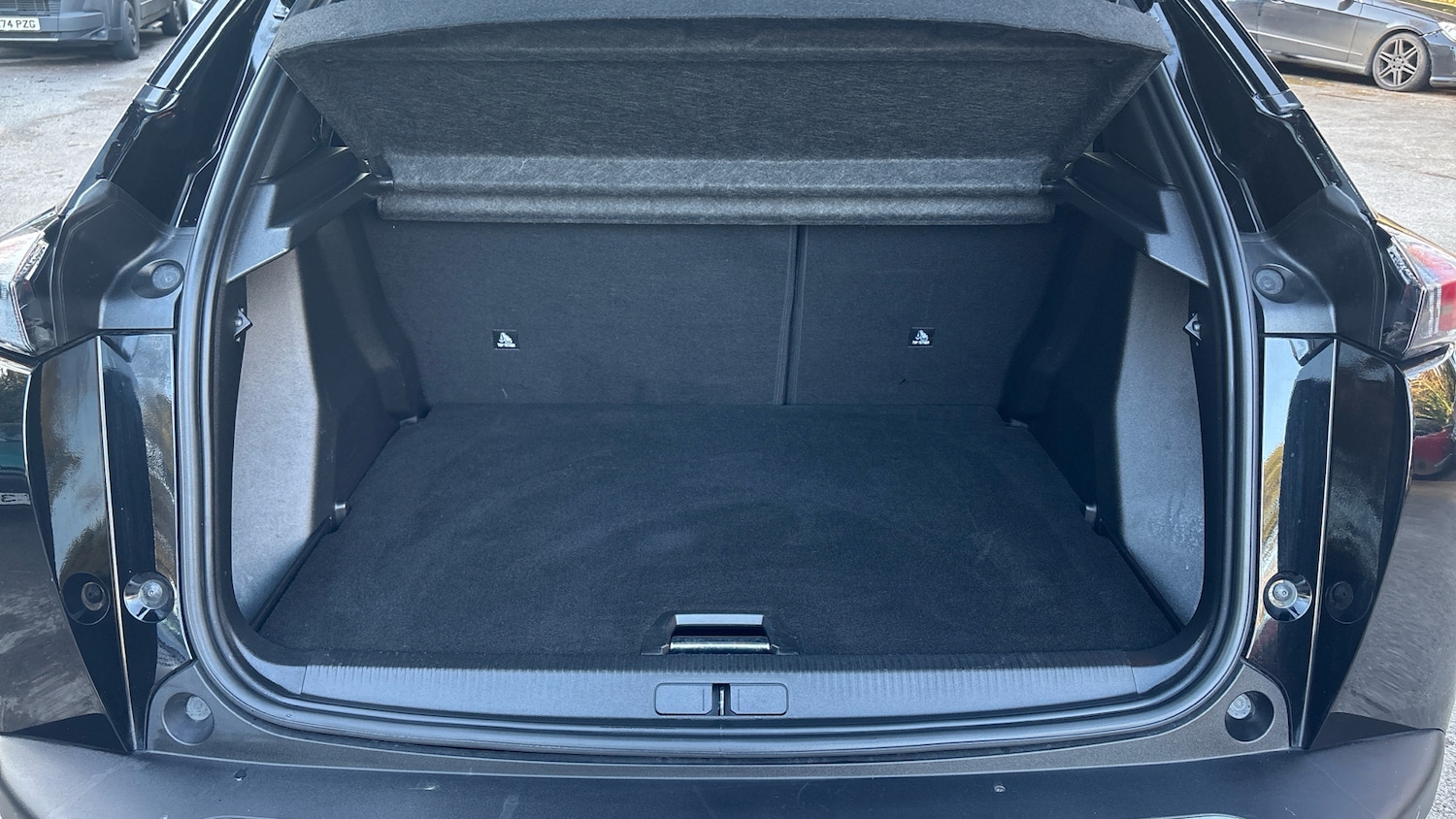 Used Peugeot 2008 2023 for sale - 77587829: Photo 19