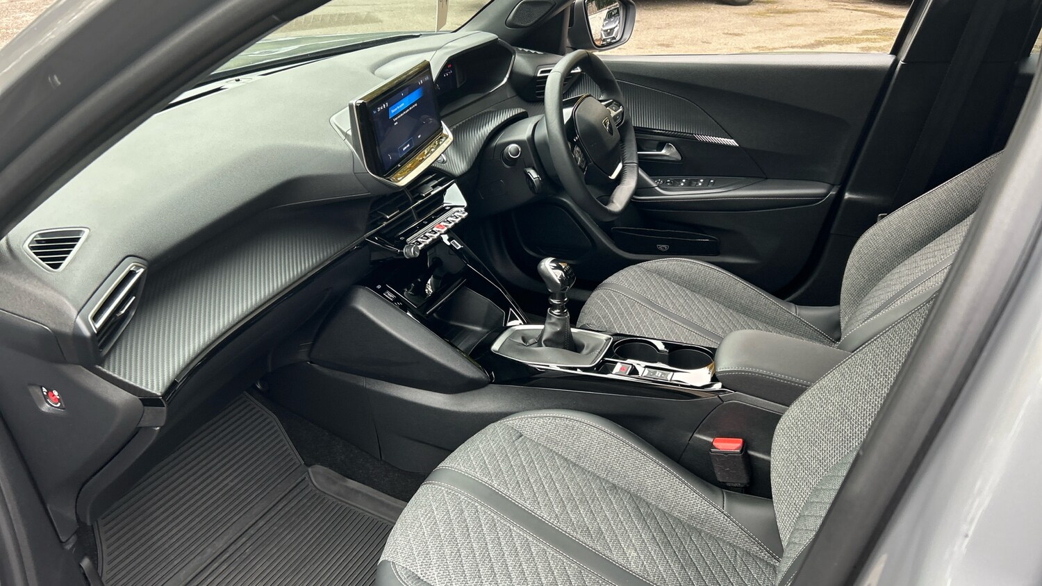 Used Peugeot 2008 2024 for sale - 76241084: Photo 12