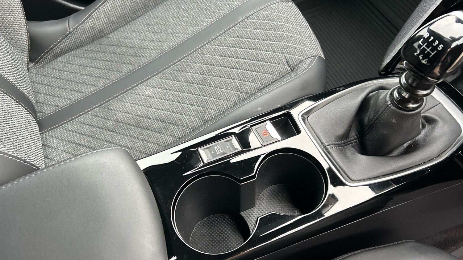 Used Peugeot 2008 2024 for sale - 76241084: Photo 21