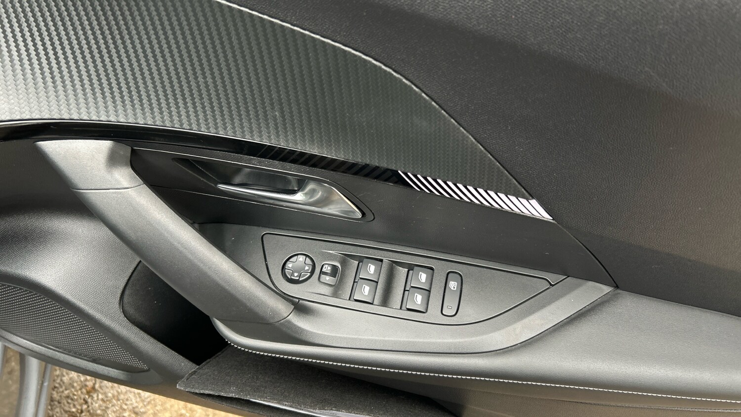 Used Peugeot 2008 2024 for sale - 76241084: Photo 22