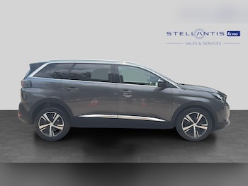 Used Peugeot 5008 2021 for sale - 79534232: Photo