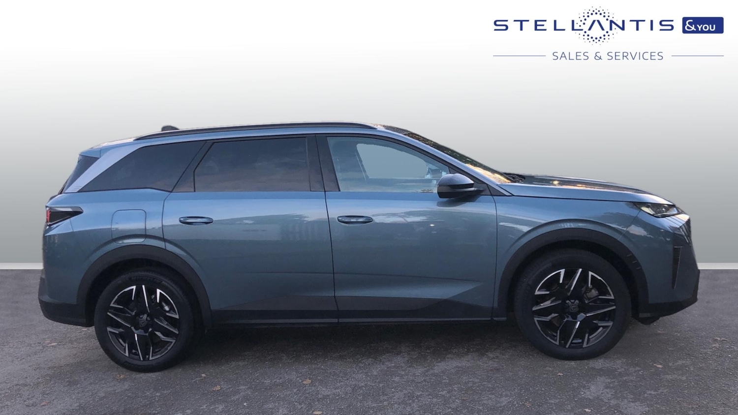 Used Peugeot 5008 2024 for sale - 76500506: Photo 2