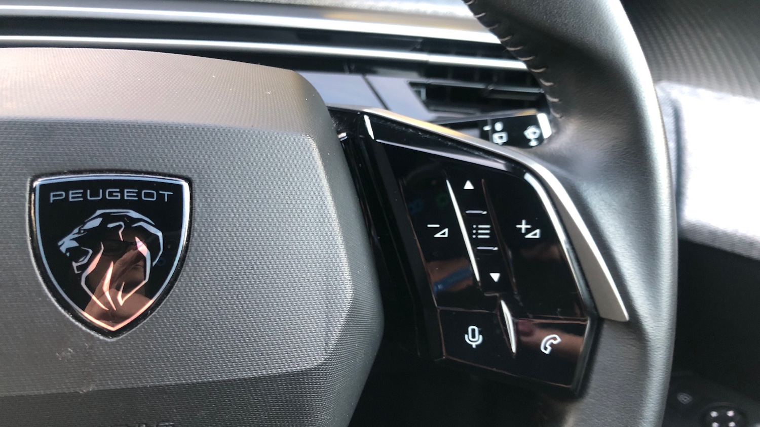 Used Peugeot 5008 2024 for sale - 76500506: Photo 24