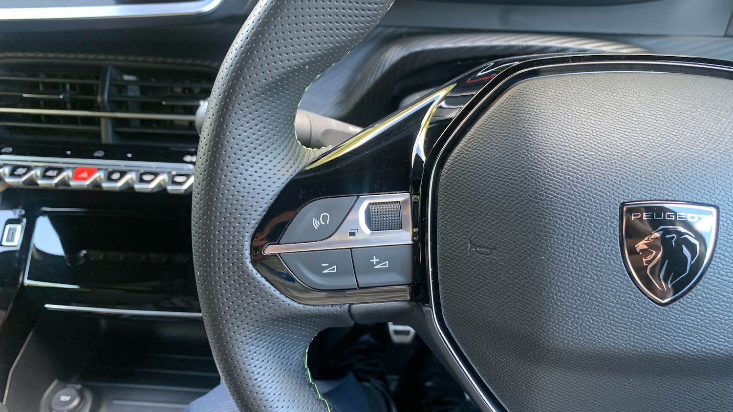 Used Peugeot 208 2024 for sale - 75783057: Photo 23