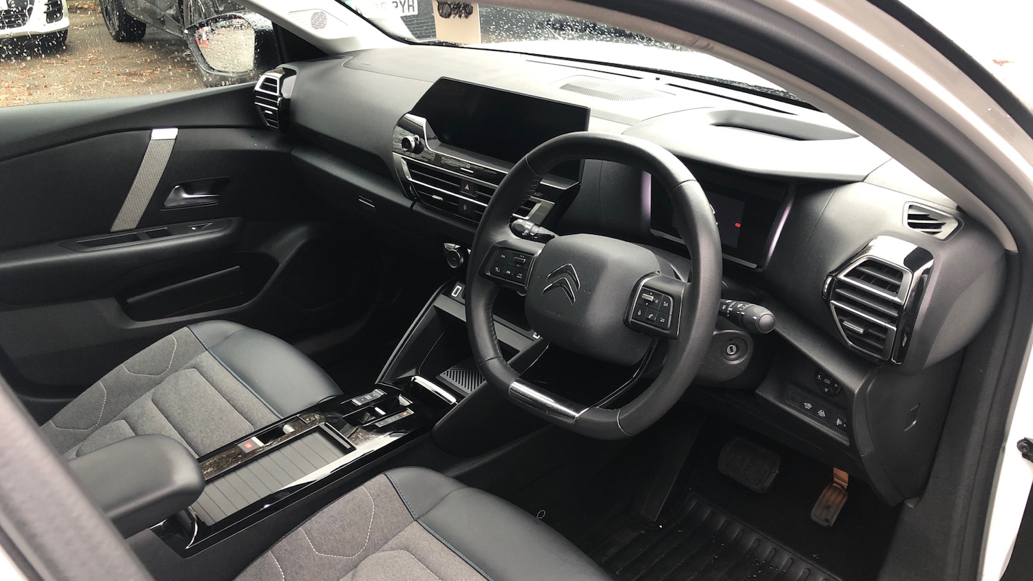 Used Citroen C4 2022 for sale - 76667812: Photo 12