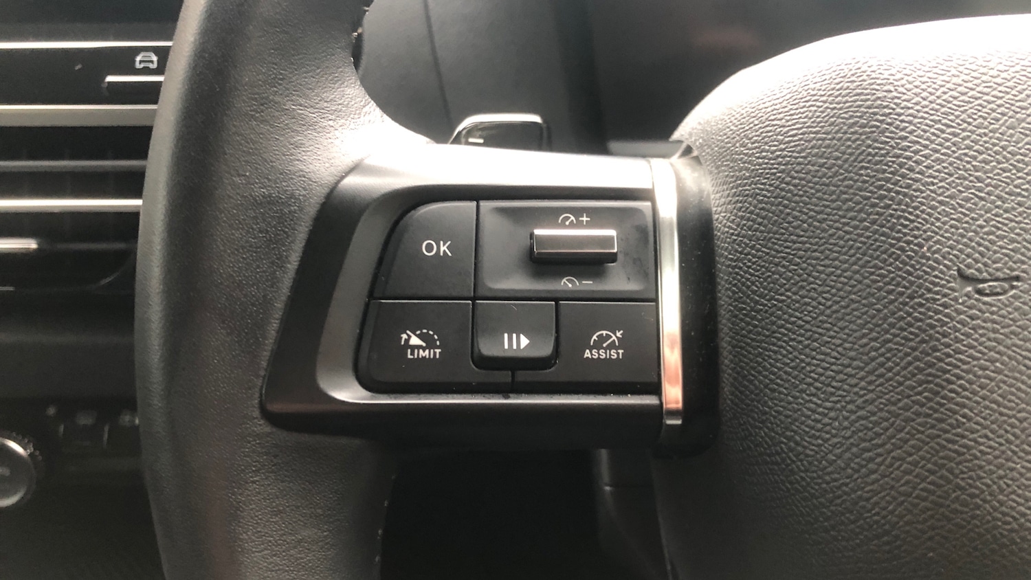 Used Citroen C4 2022 for sale - 76667812: Photo 24