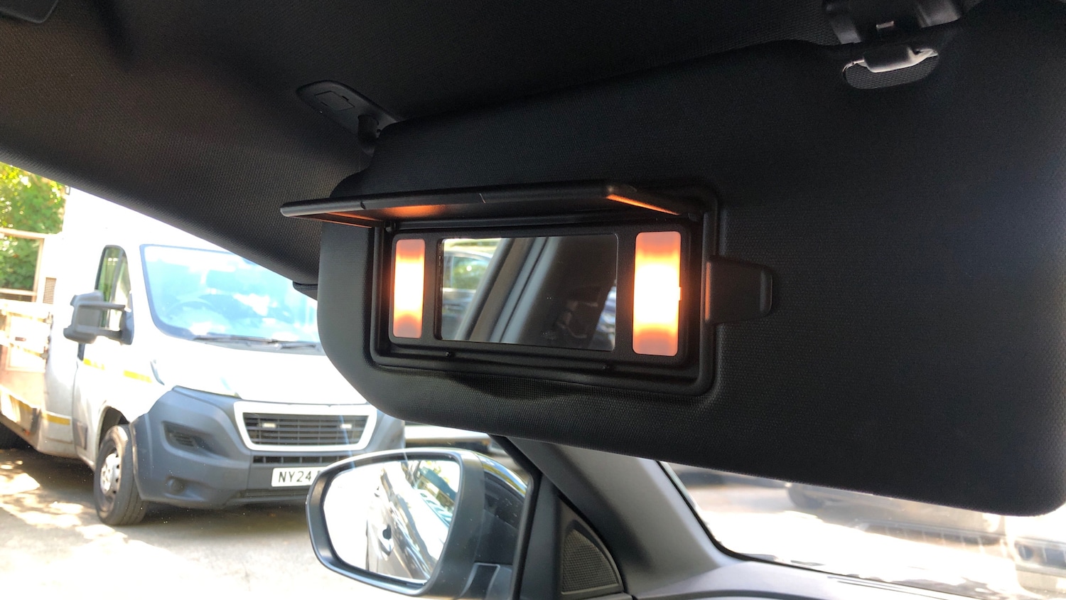 Used Peugeot 3008 2022 for sale - 76025002: Photo 36