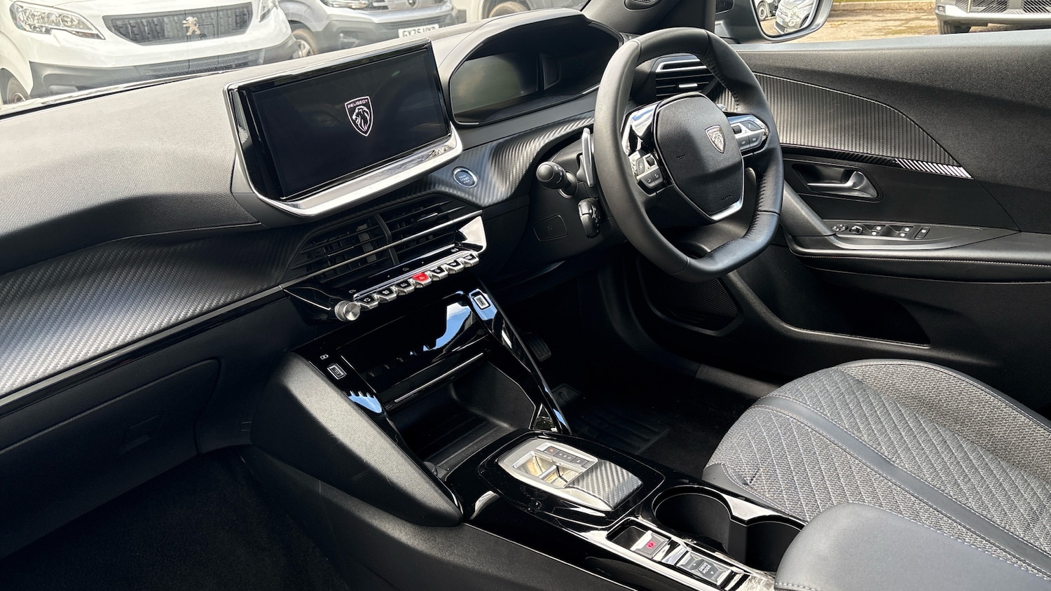 Used Peugeot 2008 2025 for sale - 77613593: Photo 12