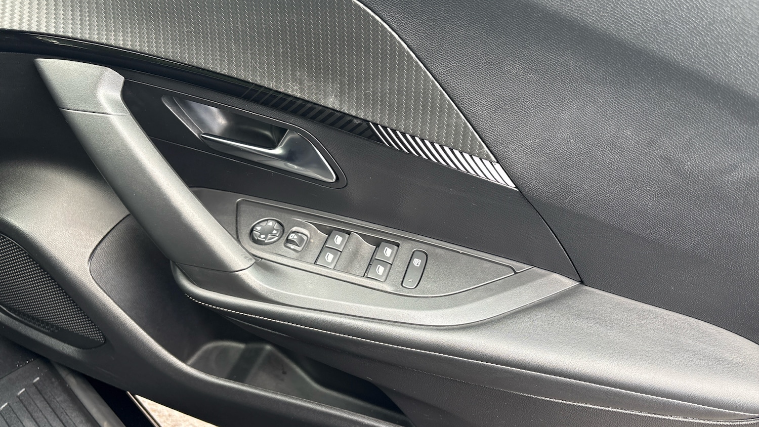 Used Peugeot 2008 2025 for sale - 77613593: Photo 22