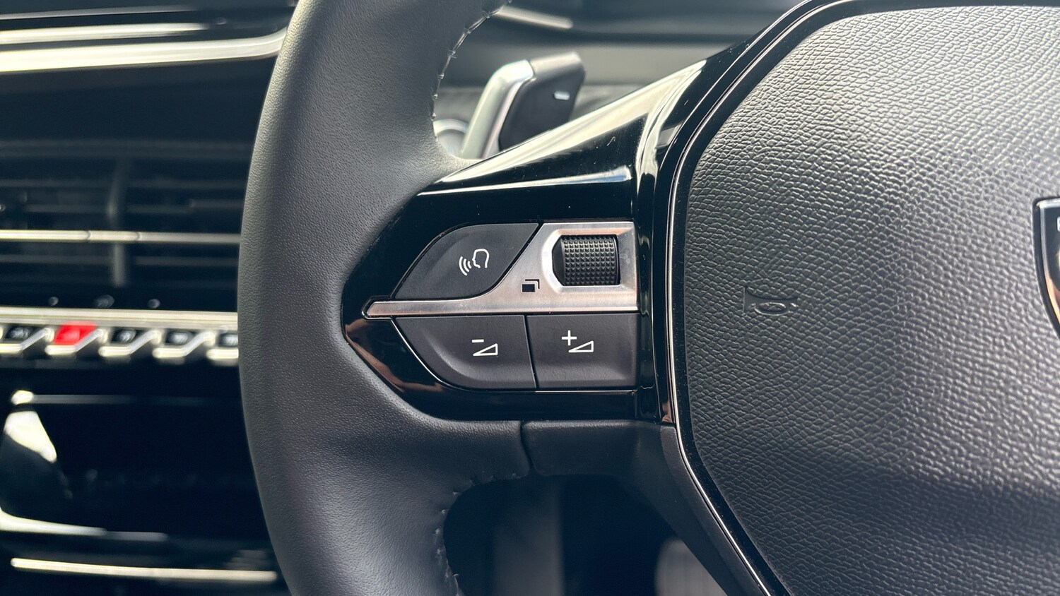 Used Peugeot 2008 2025 for sale - 77613593: Photo 23