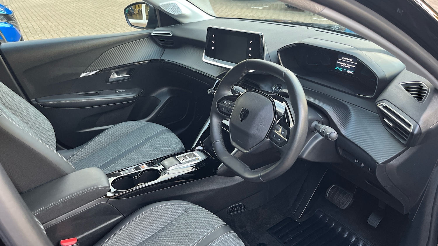 Used Peugeot 208 2024 for sale - 76296647: Photo 11