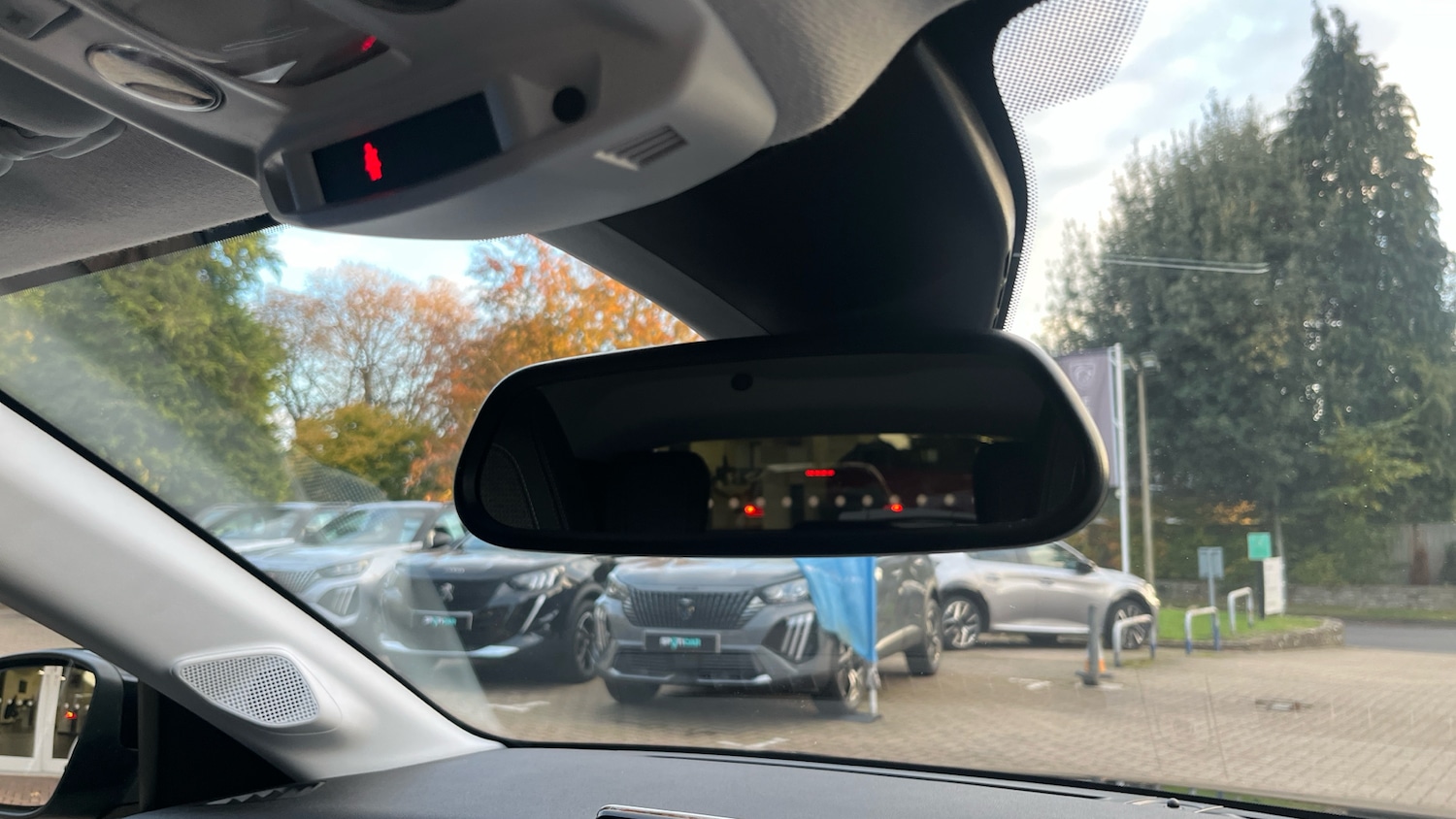 Used Peugeot 208 2024 for sale - 76296647: Photo 37