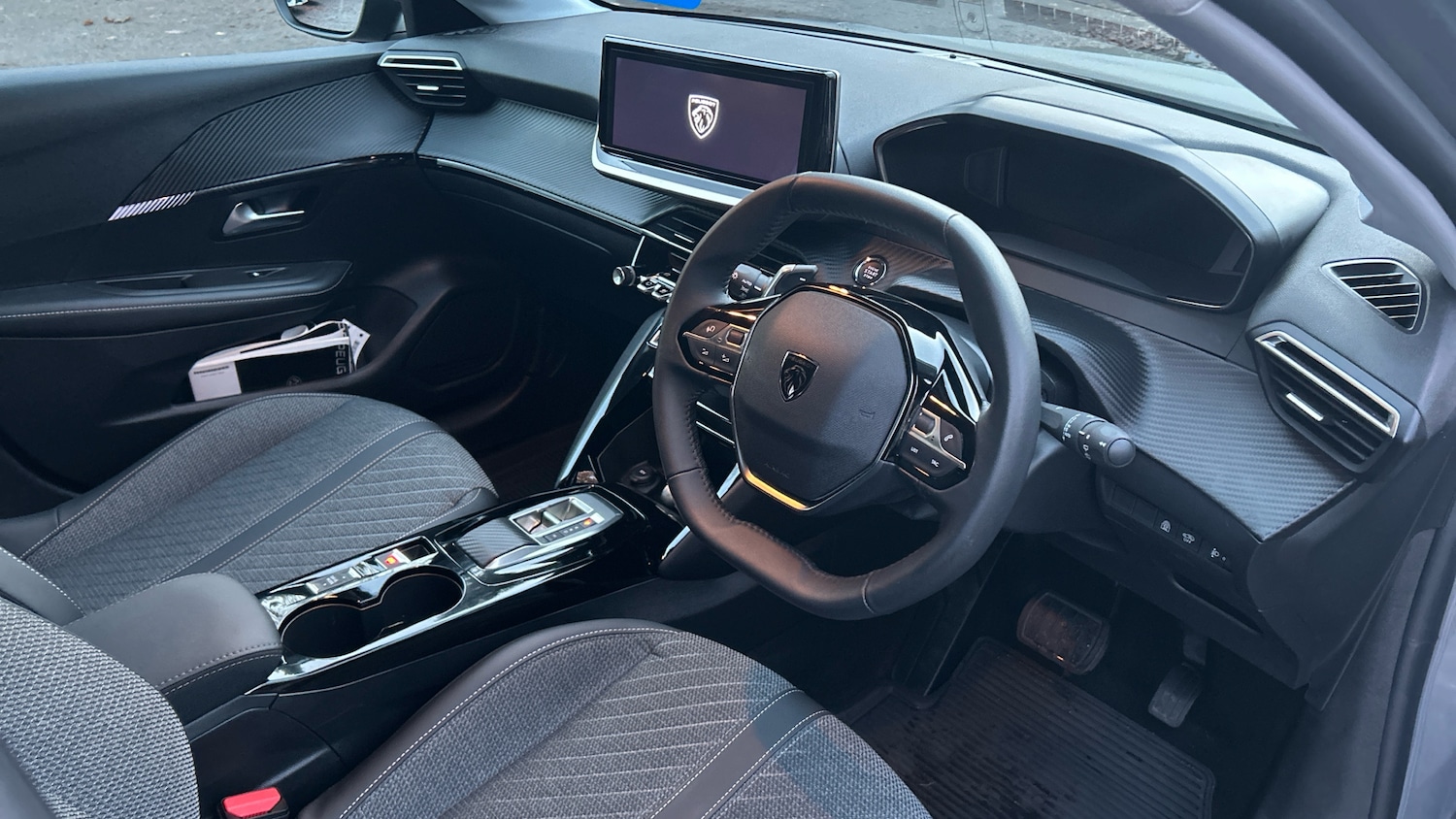 Used Peugeot 208 2024 for sale - 76825702: Photo 11